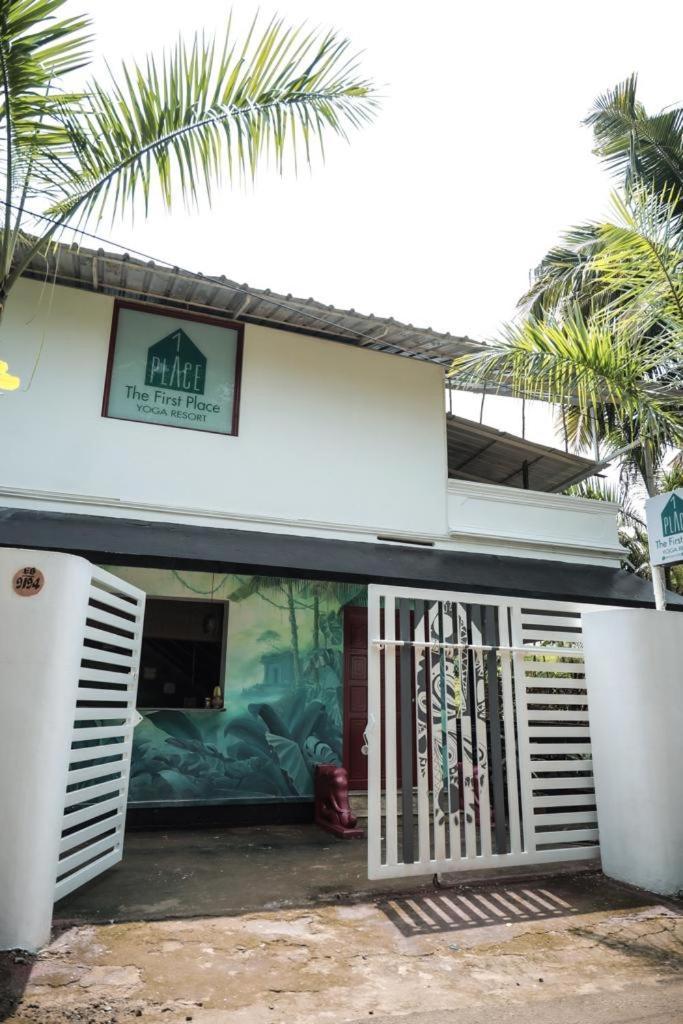 The First Place Yogaresort, Odayam バルカラ エクステリア 写真