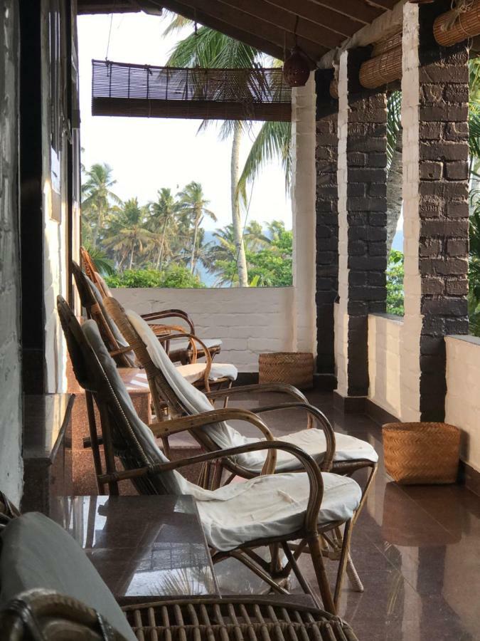 The First Place Yogaresort, Odayam バルカラ エクステリア 写真