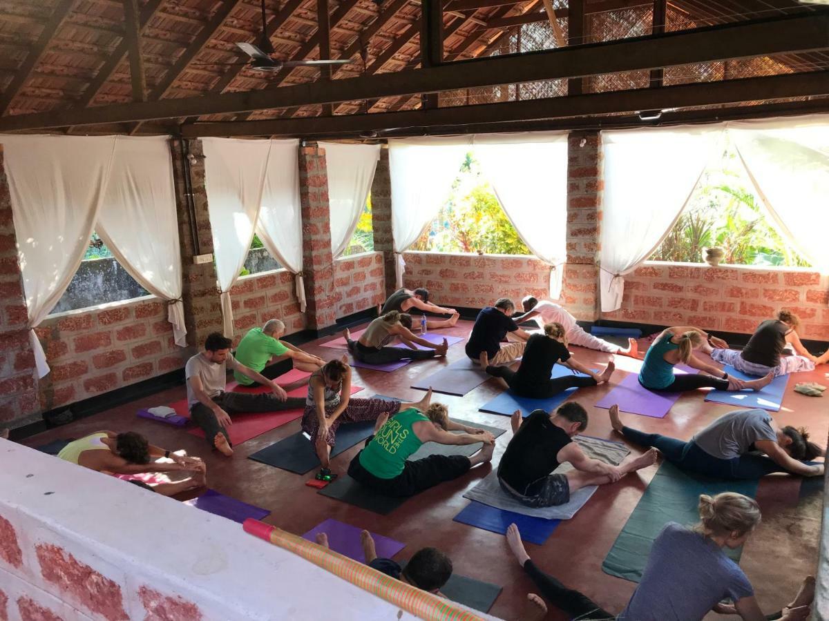 The First Place Yogaresort, Odayam バルカラ エクステリア 写真